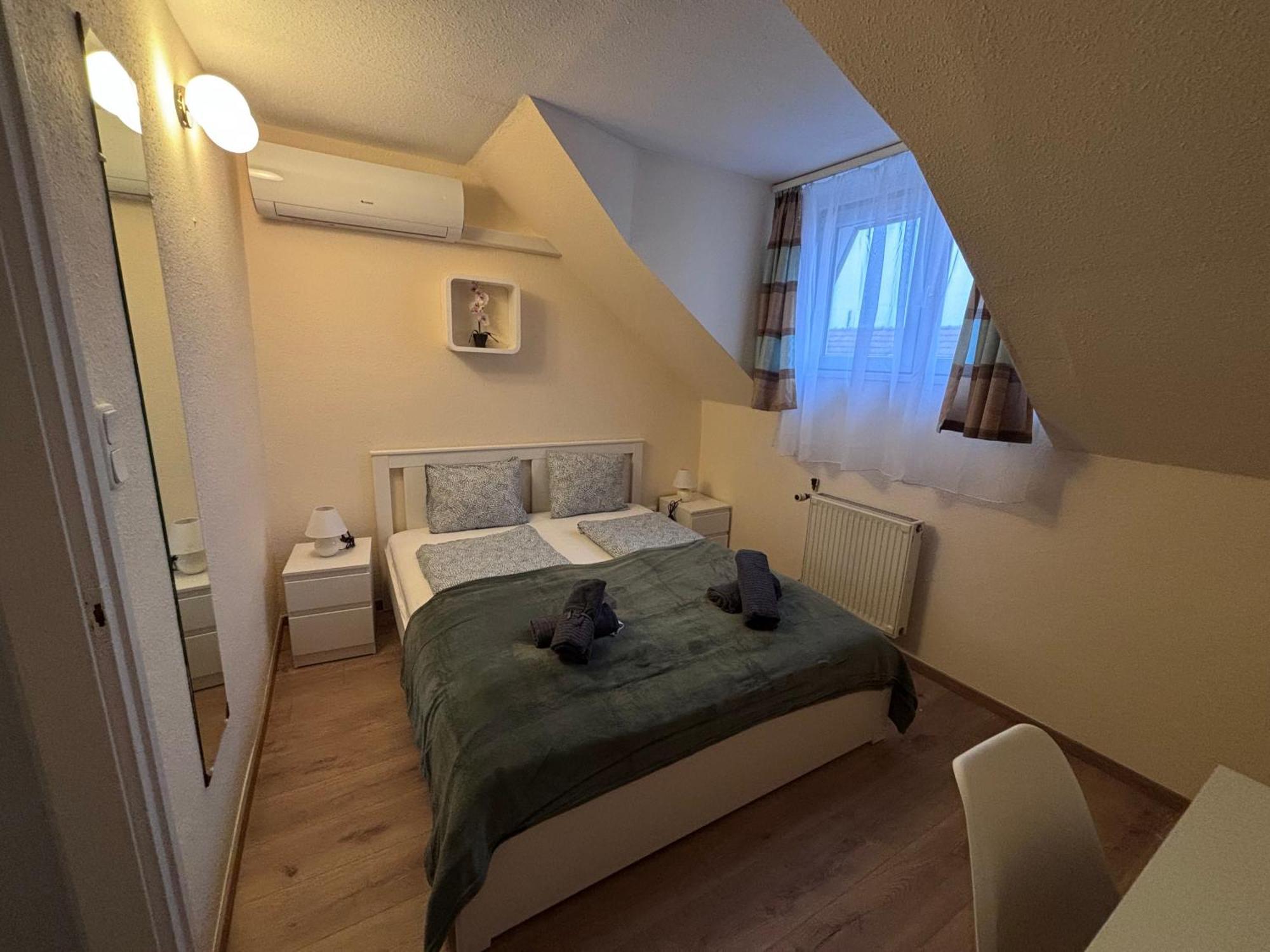 Bed and Breakfast Airportmax Panzio Vecsés Exterior foto