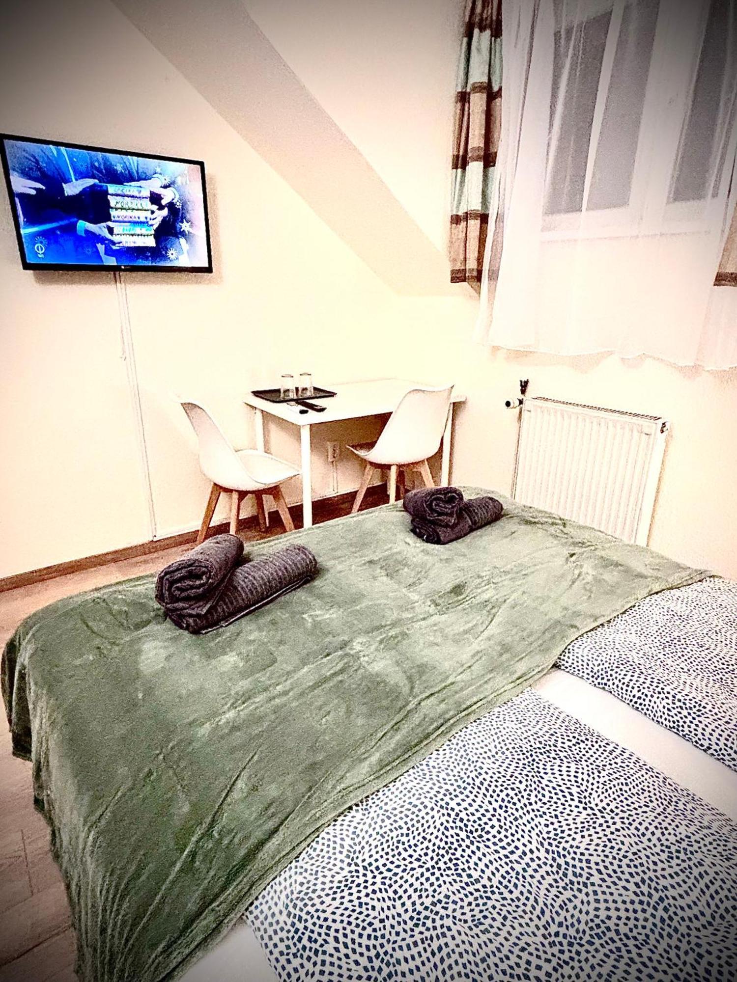 Bed and Breakfast Airportmax Panzio Vecsés Exterior foto